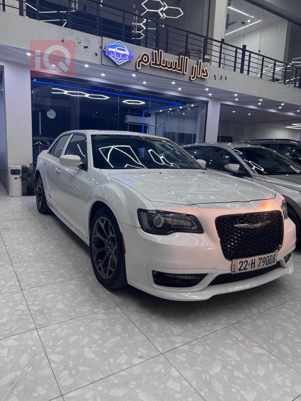 کرایسلەر 300